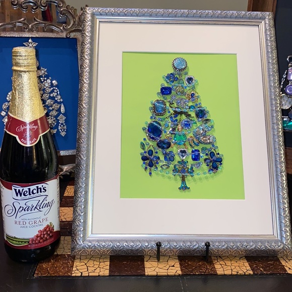 Handcrafted Original Artwork Christmas Tree Vintage Jewelry w/Silver Frame - Picture 3 of 9